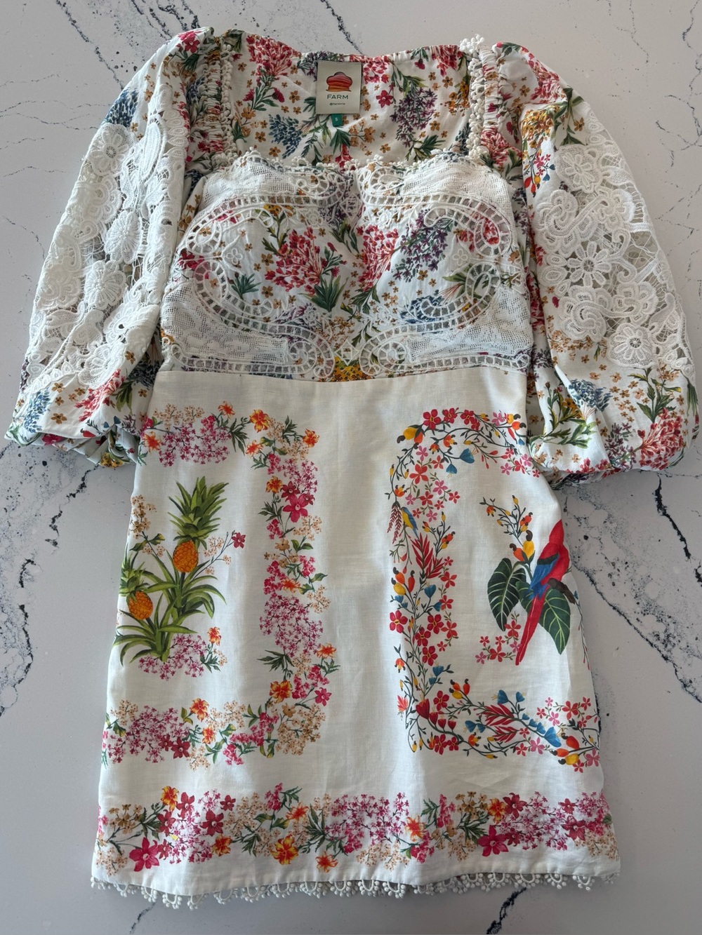FARM Rio RARE White Floral Lace Dress with Multicolor Tropical Print Size Small